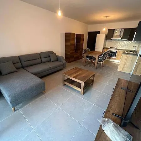 Aytac Palace Odivelas (Lisbon)