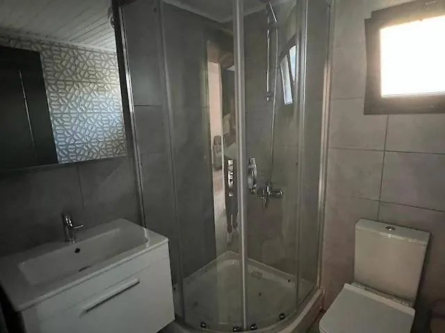 Aytac Palace Apartment Odivelas (Lisbon)